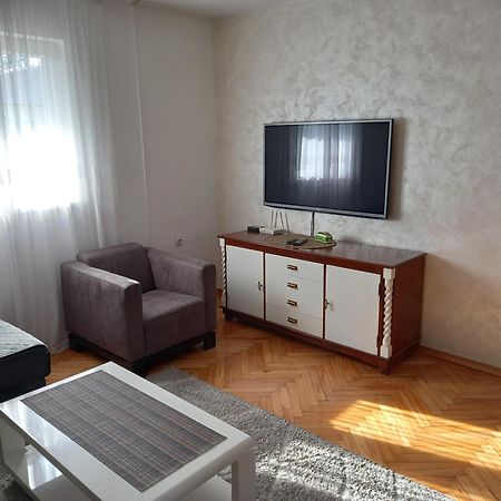 Stan U Maslinama Apartman Podgorica Kültér fotó