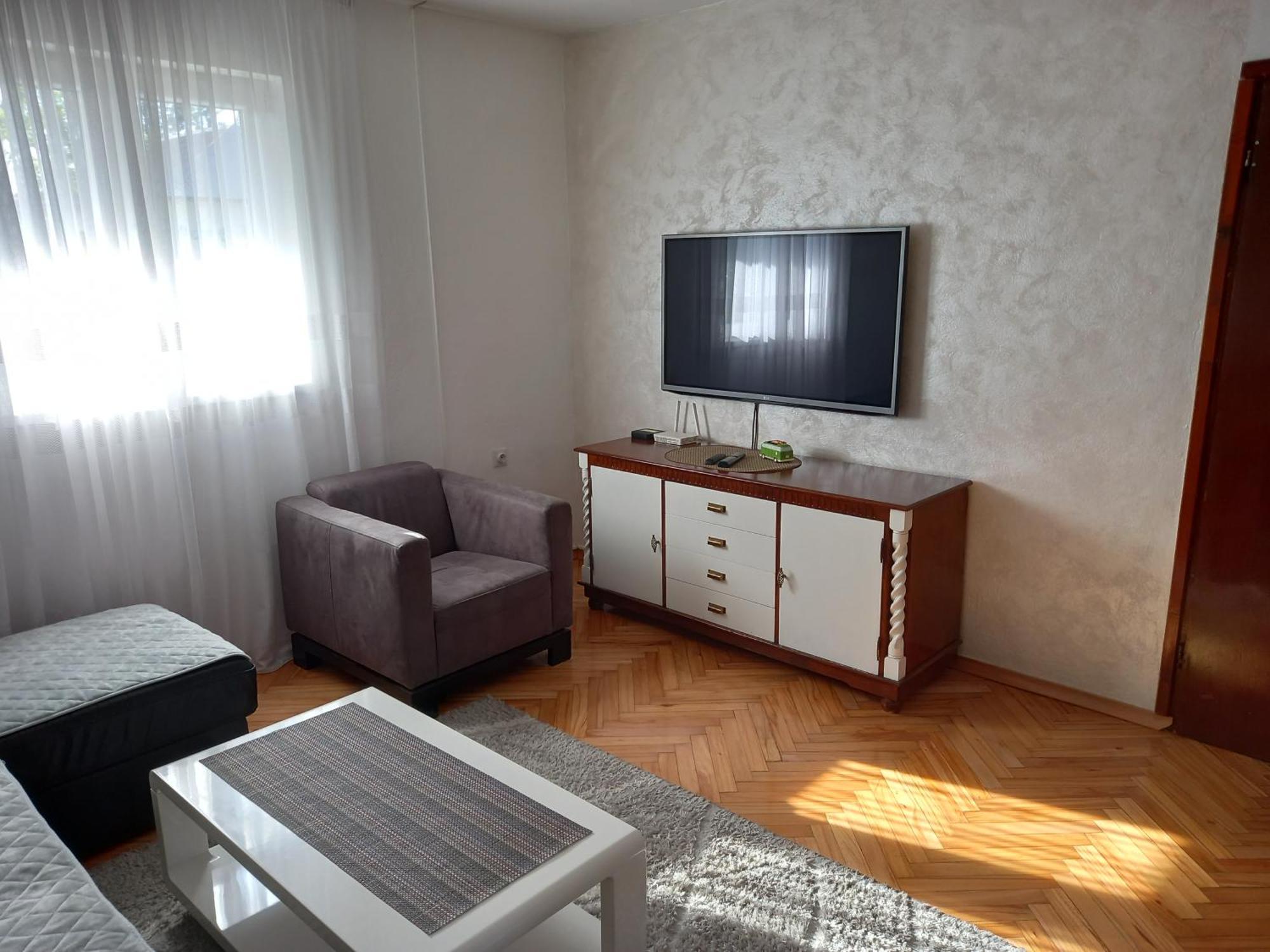 Stan U Maslinama Apartman Podgorica Kültér fotó